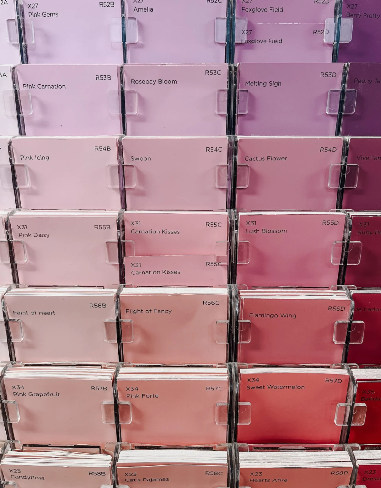 Valspar Colour Match vs. DupeCoat: Which is More Accurate?